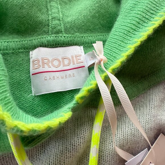 Brodie Womens Colour Pop Cashmere Hoodie Size S in Haze - Picture 2 of 5
